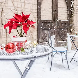 Hotel apartamentowy Stabu Seta 3*