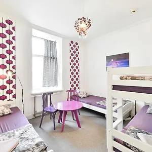 Centre Hostal Riga
