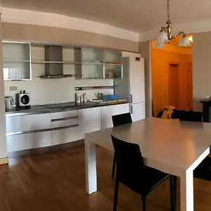 Panorama Plaza Luxury Apartment *