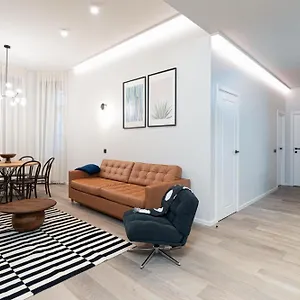 Dandelion Avalon Apartment