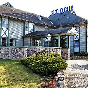 Отель Airport Mara