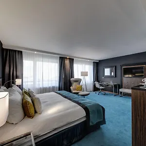 Hotel Radisson Blu & Spa, Daugava 4*